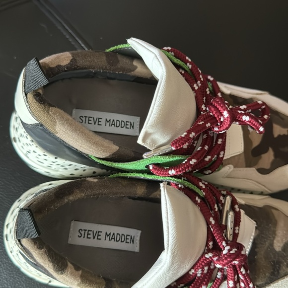 SALE ⭐️⭐️⭐️ STEVE MADDEN cliff sneakers - Picture 3 of 5